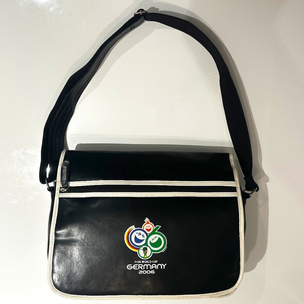 Rare 2006 FIFA World Cup Unisex Courier Bag Never Used Official License